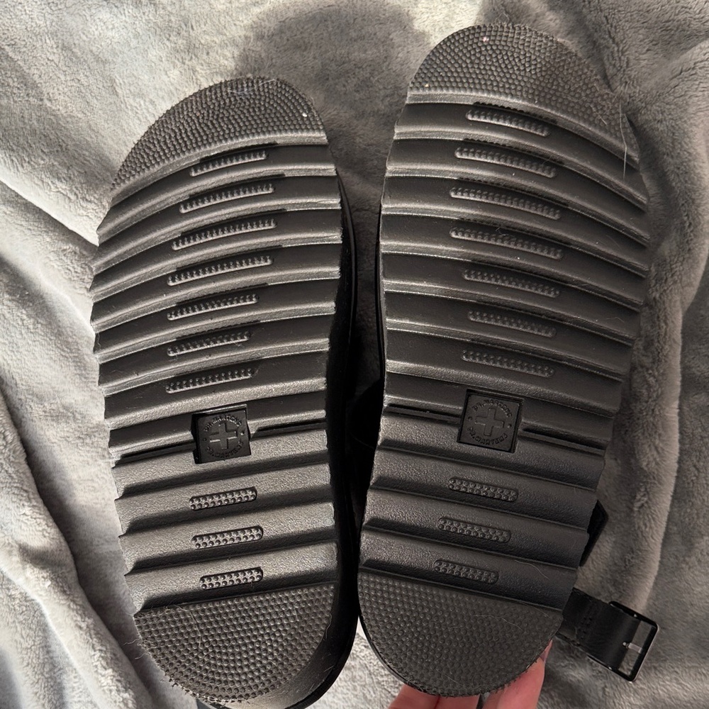 Dr. Martens woman’s platform Black Sandals with Yellow Stitching - Picture 6 of 9